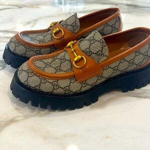 Gucci interlocking G loafers size 40